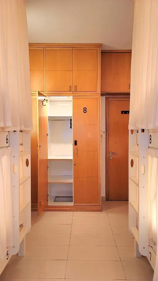Westay Hostel Dubai